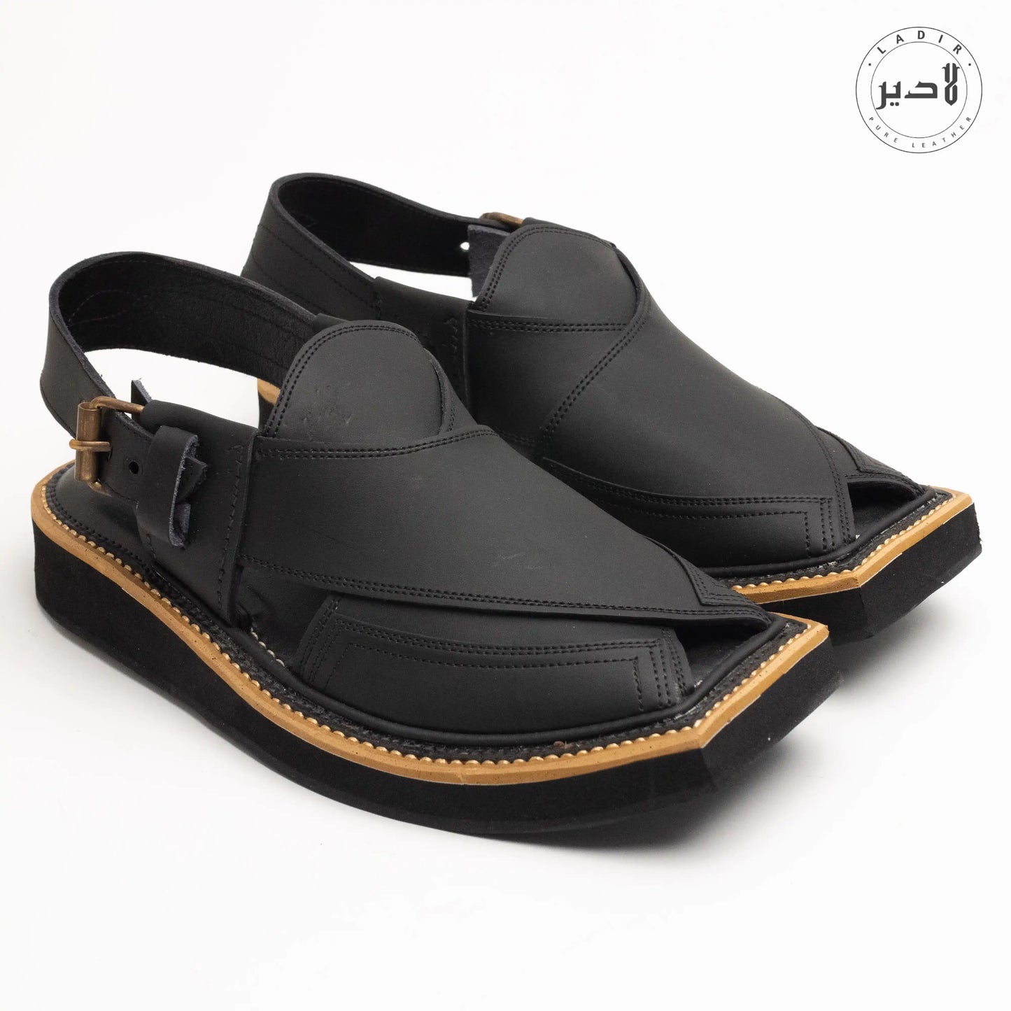 Side profile of MATTE BLACK Kaptaan Chappal highlighting the elevated heel and minimalist elegance.